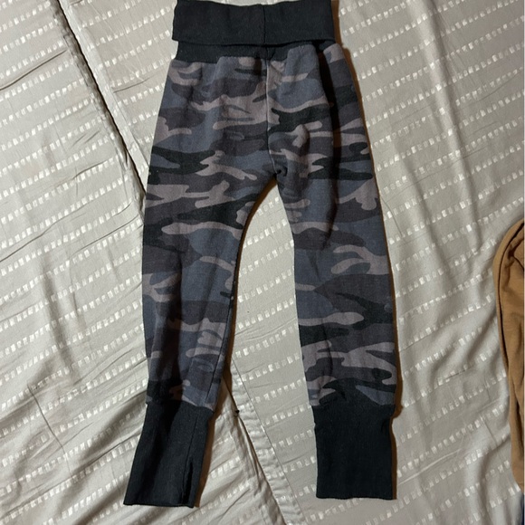 Childhoods Boys Clothing Lot - Picture 12 of 13